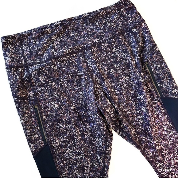 Athleta Leggings Womens 3X Rainier Printed Mesh Tight Purple Blue - Picture 3 of 6